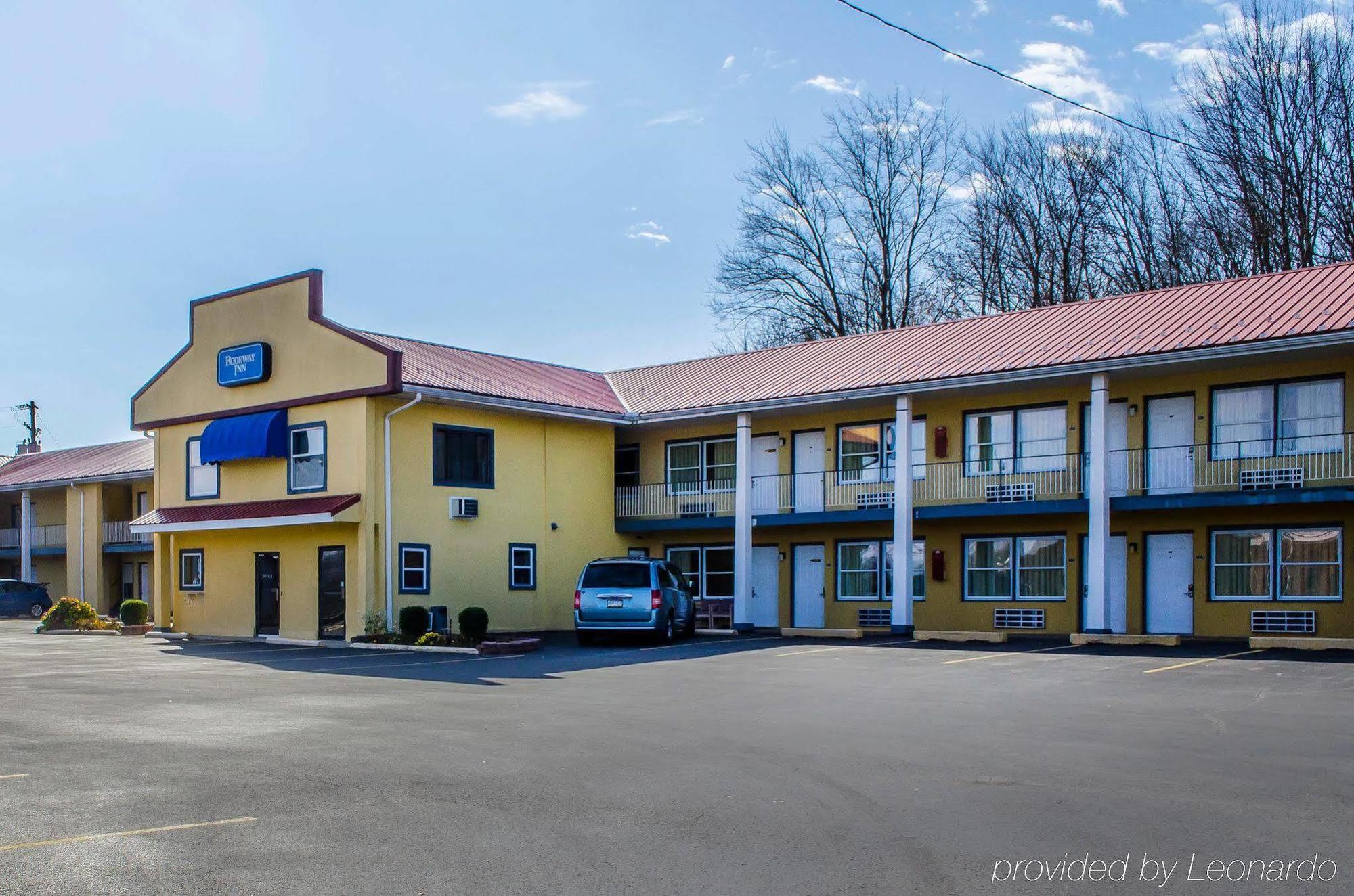 Relax Inn ลูอิสเบิร์ก ภายนอก รูปภาพ